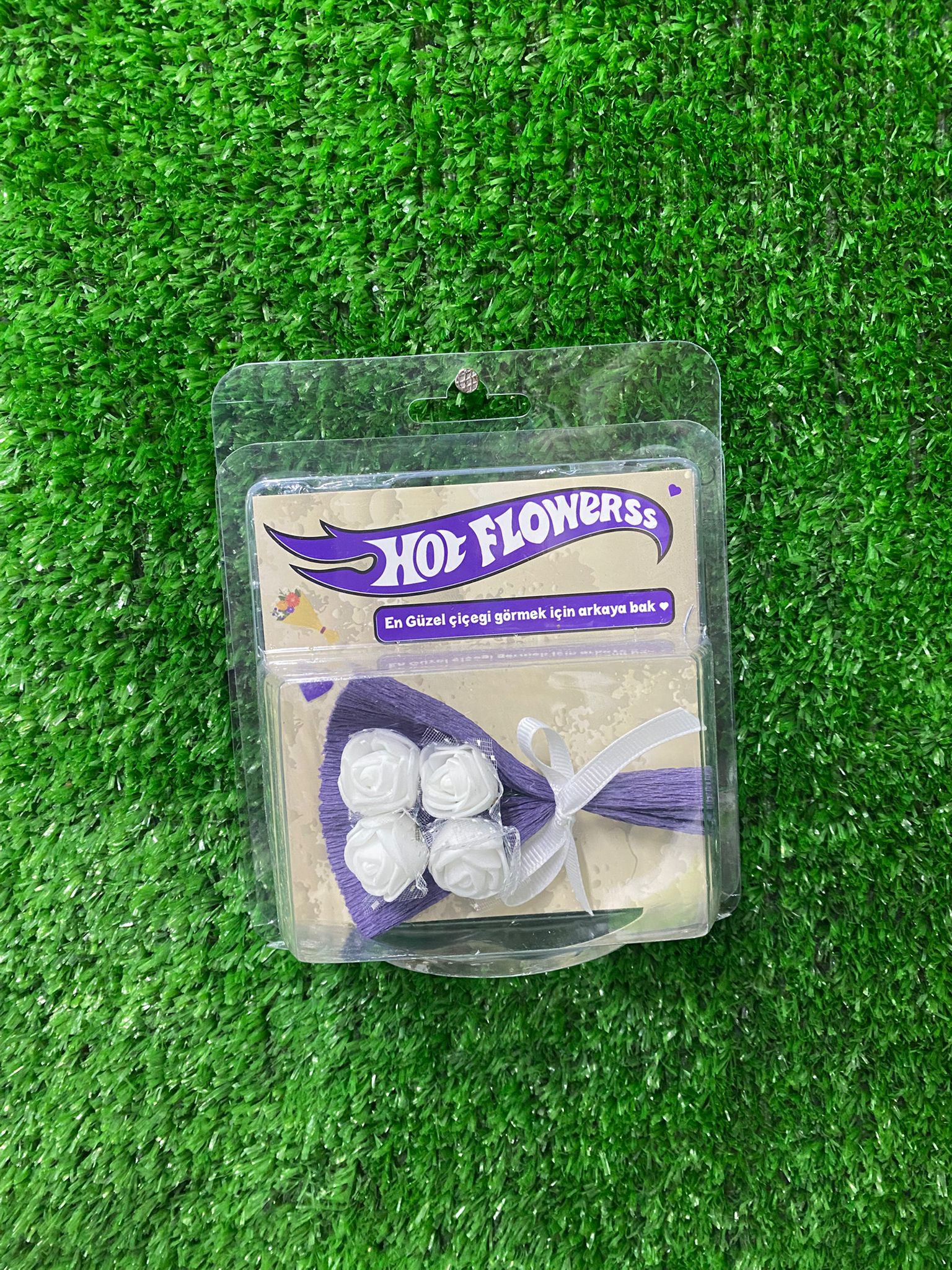 Aynalı Hot Flowers Mini Gül Buketi – Beyaz & Mor